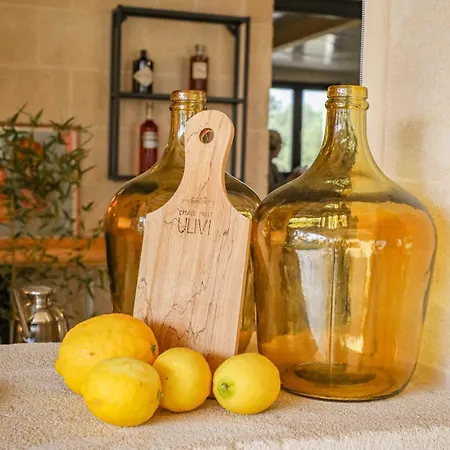 Casale Degli Ulivi By Apulia Hospitality Bed & Breakfast
